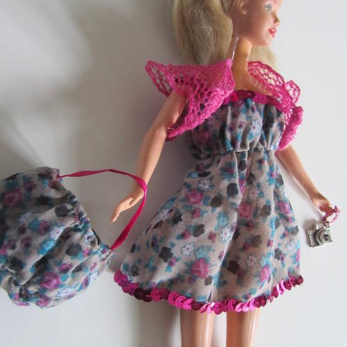 Vêtements pour poupée barbie - "petite robe légère fleurie "printemps"" 