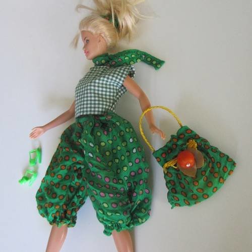 Vêtements pour poupée barbie - "c'est l'été"