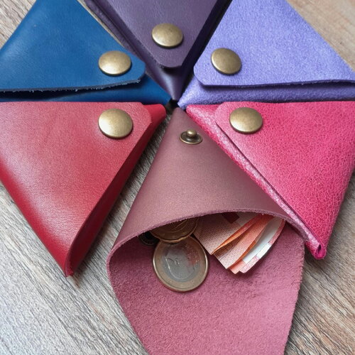 Porte monnaie triangle en cuir