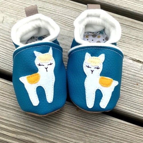 Chaussons bébé, chaussons souples en simili cuir