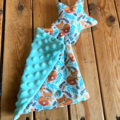 Doudou plat bébé en minkee et coton doudou etoile, cadeau naissance