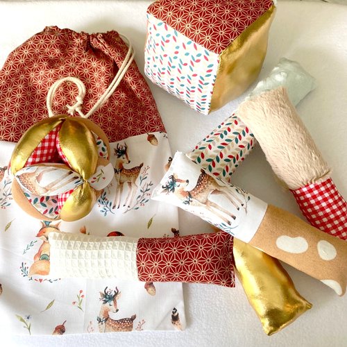 Jouets sensoriels montessori, lot balle de prehension, battons et cube sensoriel