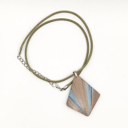 Collier en bois et marqueterie de paille – pièce unique, fait main en france