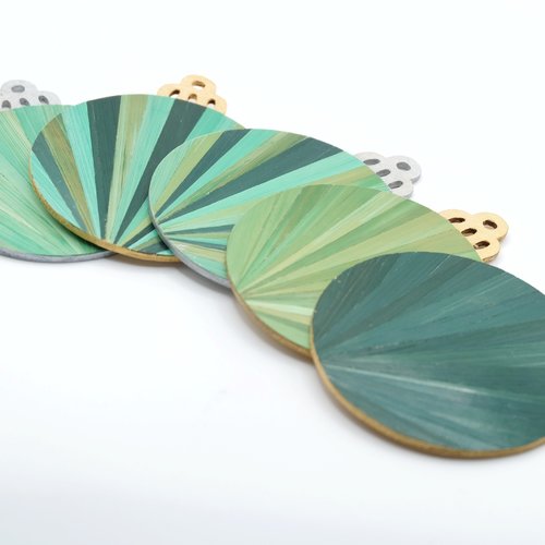 5 boules de noël en marqueterie de paille