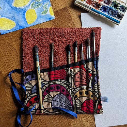 Pochette à pinceaux enroulable