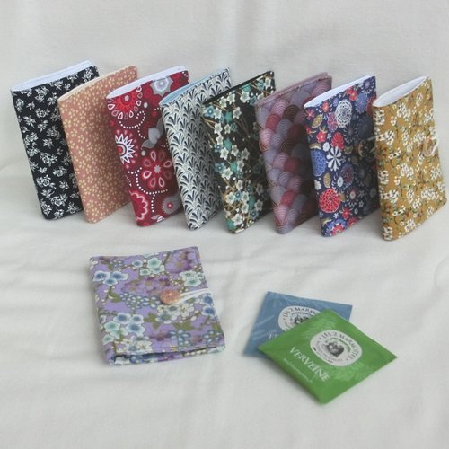 * pochette nomade à sachets de thé ou tisane, tissu japonais, portefeuille pour le bureau, mini trousse, étui de rangement, cadeau  femme
