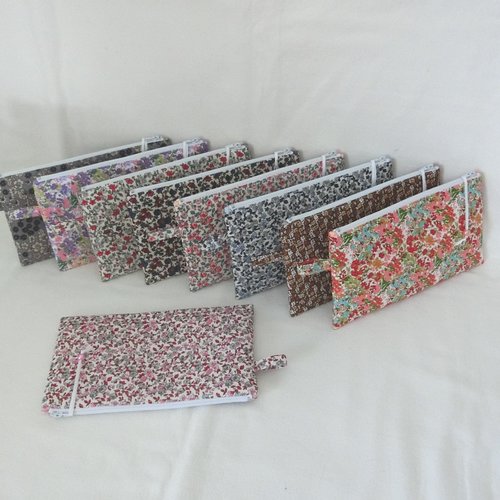 Pochette plate zippée pour papier et documents, trousse rangement maquillage, tissu esprit liberty, cadeau fête des mères