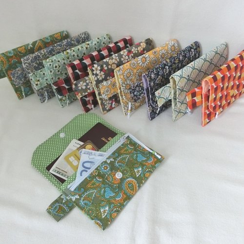 Porte monnaie d'appoint zippée avec compartiment porte cartes ou passeport, tissu coton,femme ou enfant fille