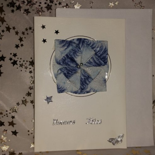 Carte de voeux carnet écru  "  origami tissu bleu et argent  "  et enveloppe fait main