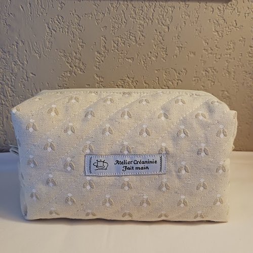 Trousse matelassé en coton et lin " abeille relief" 17x9.5x7 doublé coton écru et 1 poche  fait main