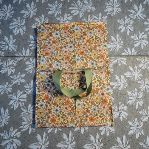 Sac à tarte fleuri ajustable et pratique