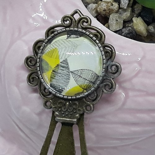 Marque-pages cabochon feuilles jaunes et grises