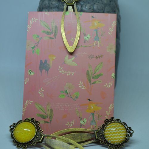 Marque-pages cabochon jaune