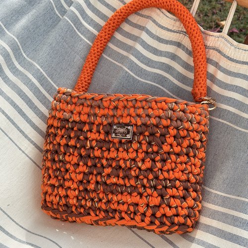 Sac au crochet modèle sacrilège
