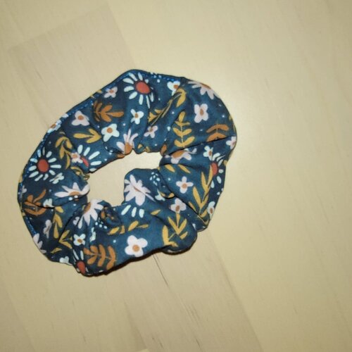 Chouchou en tissu coton liberty.