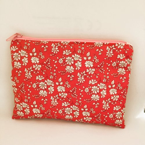 Pochette en tissu fleuri liberty fushia