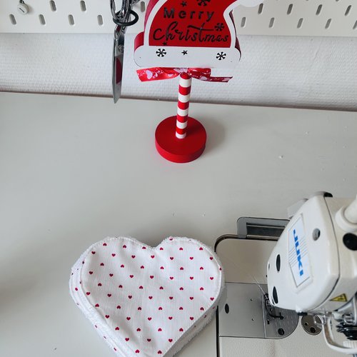 Lingette bébé/ démaquillante coeur lavable en tissu éponge bambou