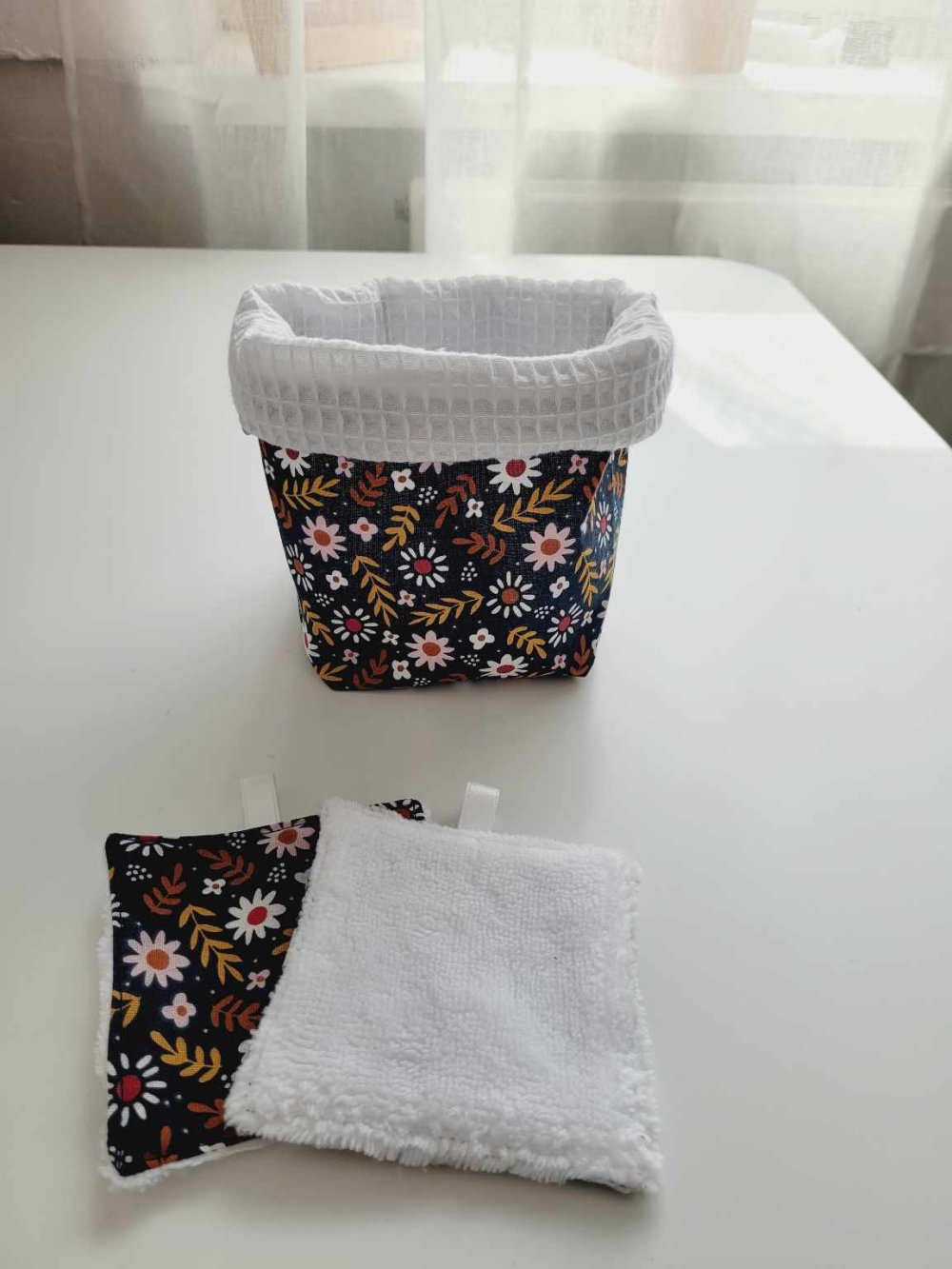 Lingette démaquillante lavable et son panier - L'Atelier Créatif d