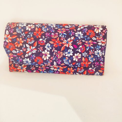 Portefeuille en tissu fleuri
