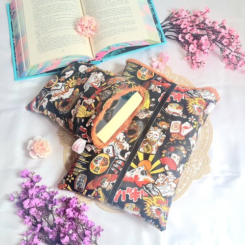 Pochette livre, housse livre, tissu japonais et fausse fourrure