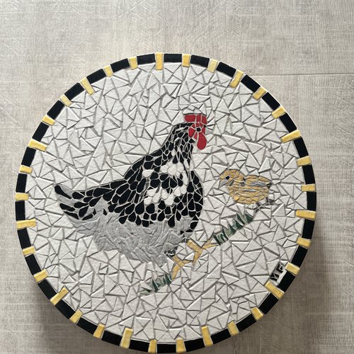 Plateau tournant en mosaïque "une poule et son poussin" - fait main - pièce unique