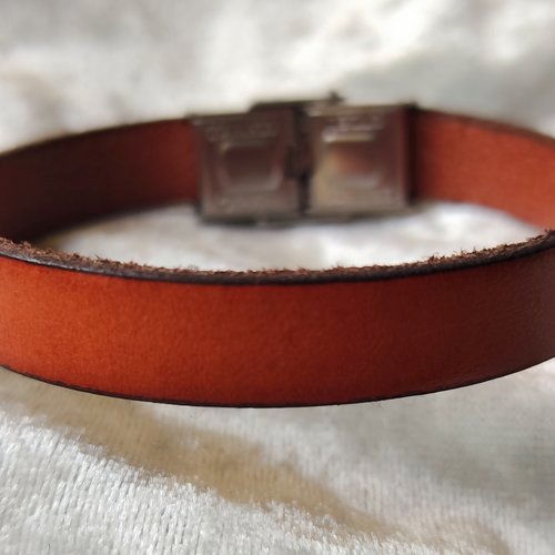 Bracelet en cuir camel avec tranches noires