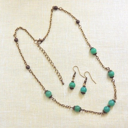 Parure en perles de jade vert, collier et boucles d'oreilles en métal bronze
