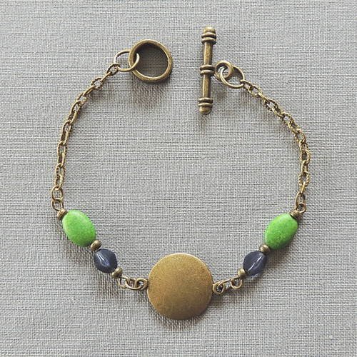 Bracelet connecteur bronze et pierres bleues et vertes 