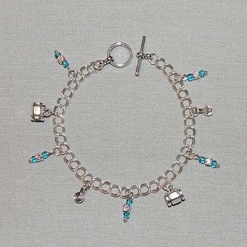 Bracelet perles de verre turquoise et chaîne métal argenté 