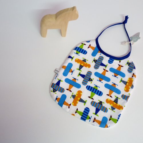 Bavoir Bebe Couture Bavoir Enfant Modele Avions Un Grand Marche Bavoir Bebe Couture Bavoir Enfant Modele Avions Un Grand Marche