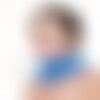 Tour de cou en volant crin polyamide coloris bleu style fraise fermeture lacet