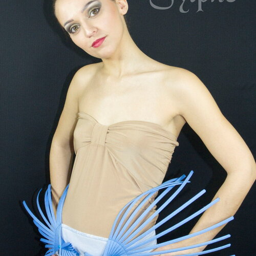 Ceinture fantaisie façon crinoline cerclée en éventail bleu et pistils