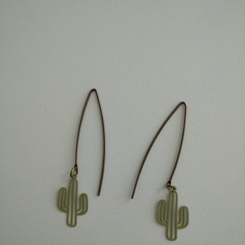 Boucles d'oreilles longues cactus vert kaki