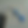 Bijou de portable anti poussière perle de verre bleue