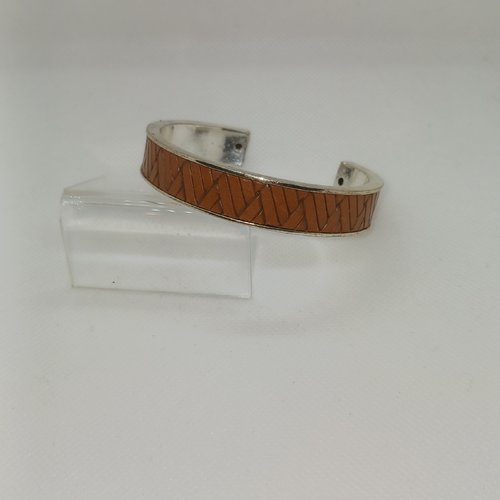 Bracelet manchette laiton argenté et cuir lisse vert olive