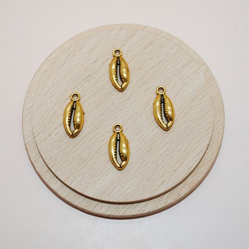 Lot de 4 breloques coquillages cauri doré pour création de bijoux