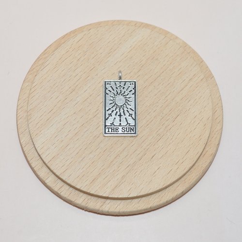 Pendentif the sun - le soleil du tarot argent pour création de bijoux, breloque soleil argent