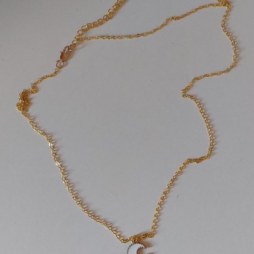 Collier pendentif lune