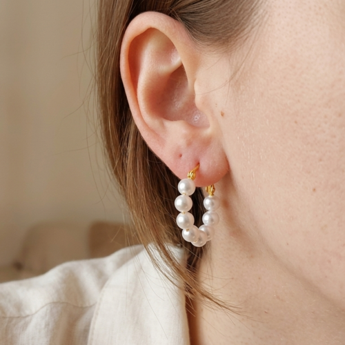 Boucles d'oreilles créoles perles nacrées