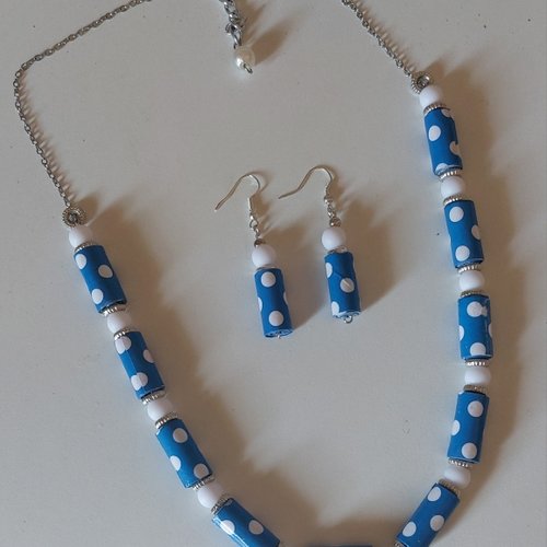 Parure collier boucles d'oreilles perles