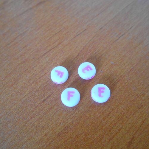Lot perles lettre f diam 7 mm