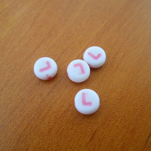 Lot perles lettre l diam 7 mm