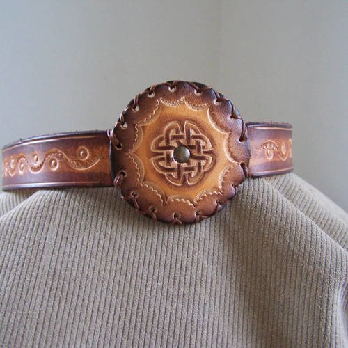 Headband - serre tète médiévale en cuir décore celtique, cuir