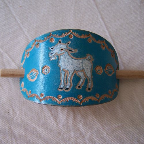 Barrette à cheveux en cuir artisanale, bleu turquoise, douceur champêtre, déco chèvre, avec pic en bois pour femme