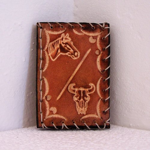 Porte cartes en cuir, et peau de vache de  style country couleur cuir, robuste et durable