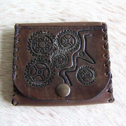 Porte monnaie artisanale, porte carte intégré, en cuir marron brun, stéampunk