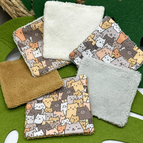 Lingettes lavables soins bébé lot de 8 motifs chaton ton marron taupe en éponge bambou, coton ou polaire - ateliersdisa