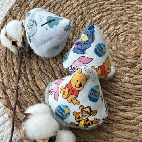 Tipi pipi bébé garçon winnie l’ourson – cône pare pipi lavable en coton – accessoire change bébé pratique et écologique