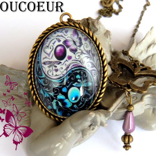 Vintage Violet Plume de Paon Cabochon Verre Bronze Chaîne Collier Pendentif