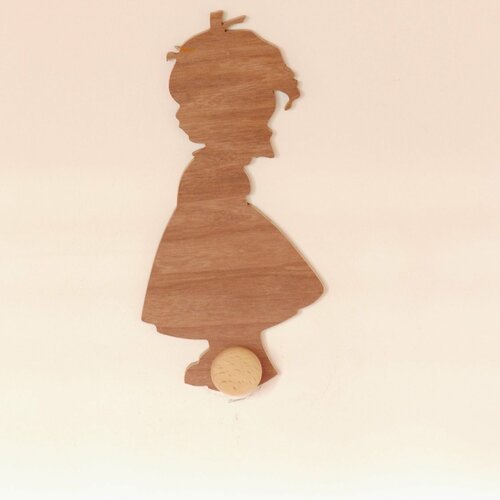 Porte Manteau Petite Fille Ou Petit Garcon Une Patere En Bois Brut Un Grand Marche